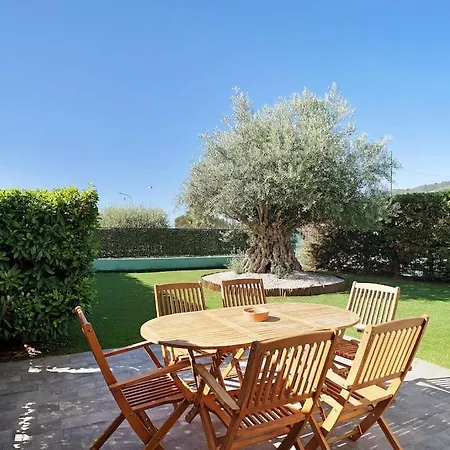 B173 - Spazioso Con Giardino *