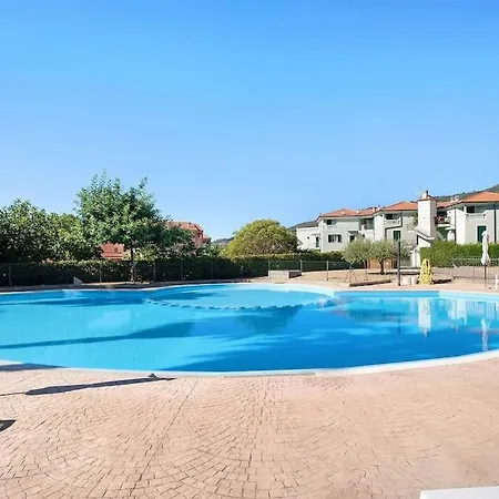 Apartamento B173 - Spazioso Con Giardino *